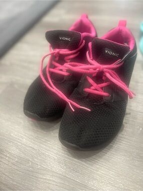 Vivonic Lyla active